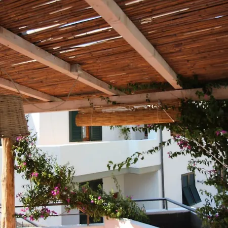 Un Salto Nel Blu Feriehus Chiessi